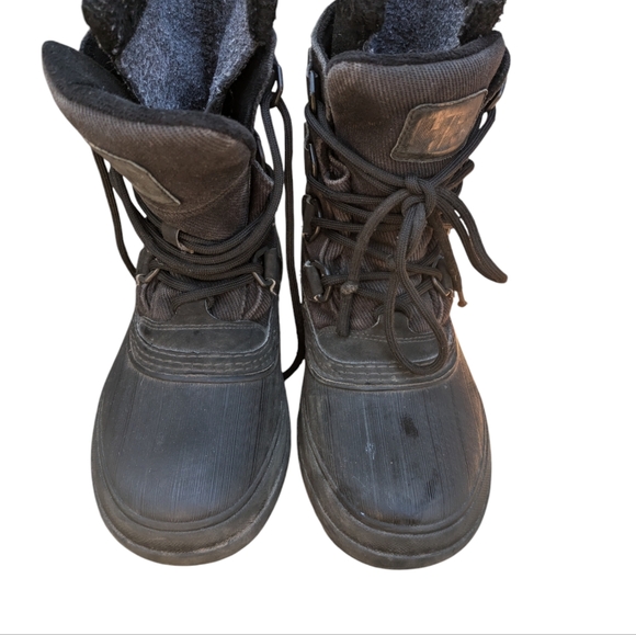 Helly Hansen winter boots big kid 5 W7 - Picture 1 of 7